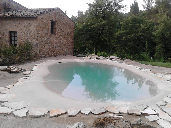 Foto 9 di 28